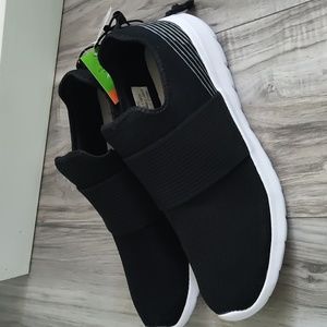 𝅺ATHLETIC Works Mens Black Athletic Slide On Running Shoes Size 11